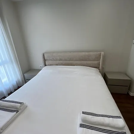 Cozy 아파트 *